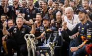 开云平台-F1赛车赛事中曼联战胜对手成功伤退的简单介绍