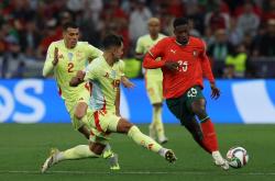 开云体育官方网站-葡萄牙大胜白俄罗斯，夺得分组第一