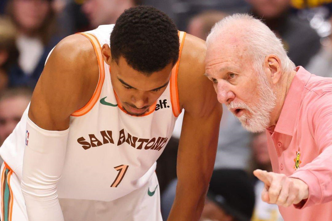NBA球队换帅，新教练带领球队备战新赛季