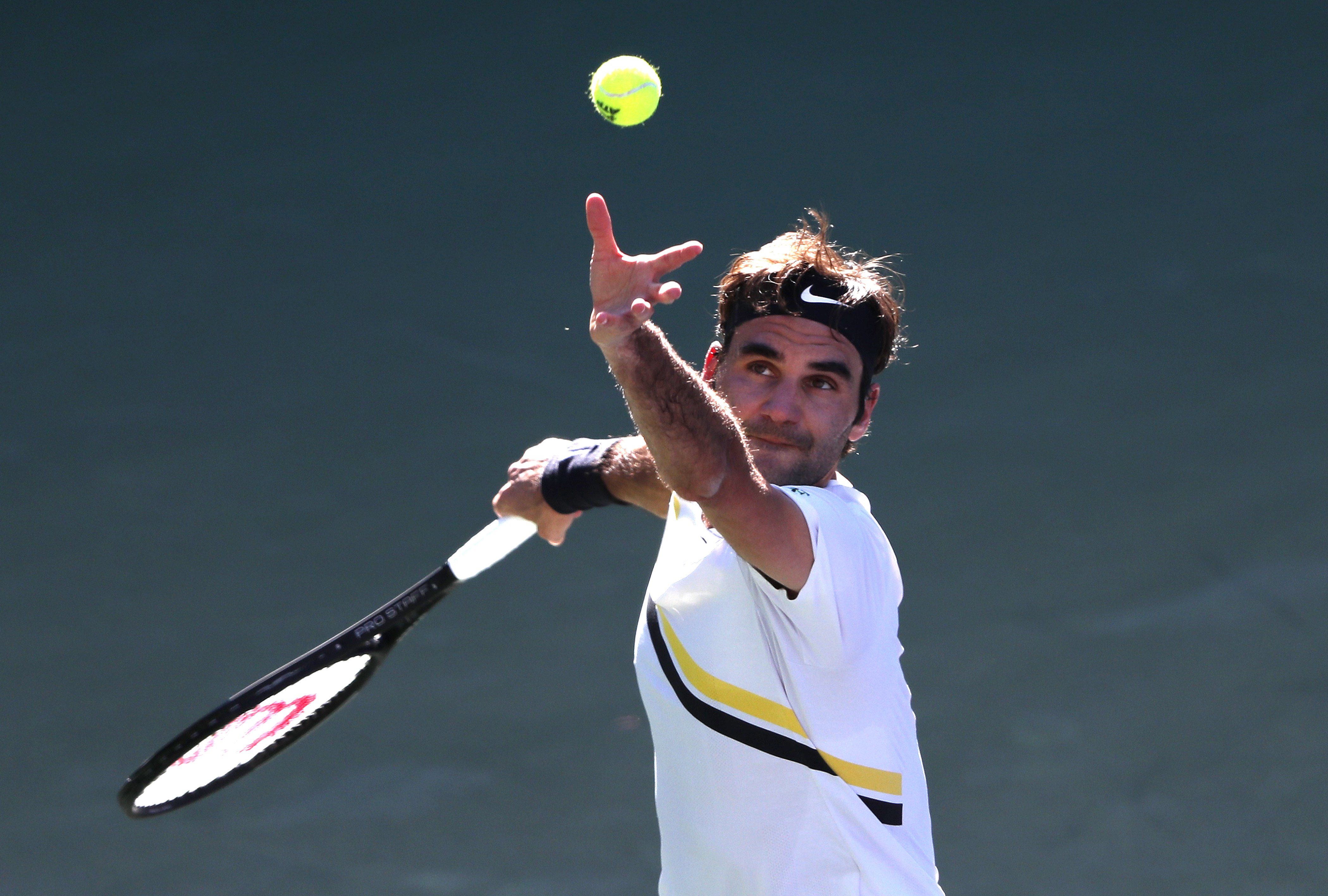 关于德国网球队血洗美国网球队,费德勒统治全场的信息 关于德国网球队血洗美国网球队,费德勒统治全场的信息