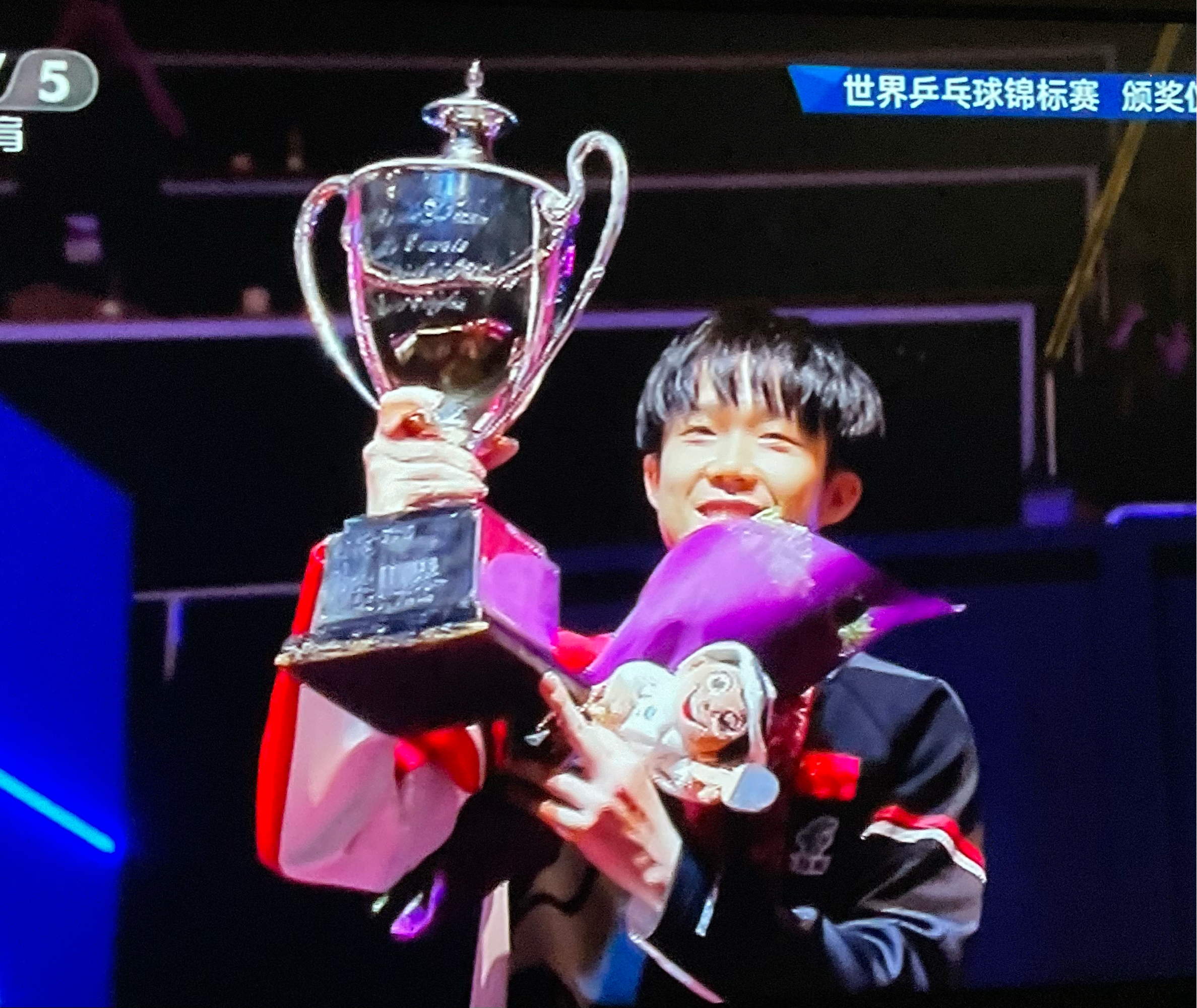 英格兰队绝杀中国队，许昕刷新纪录